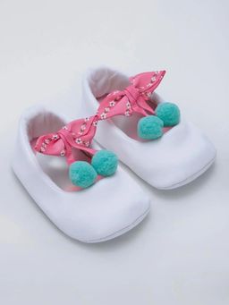Hopscotch - Pom Pom Cherry Applique Sneakers