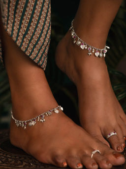 Shaya by CaratLane - The Protector Anklet Crafted In 925 Silver