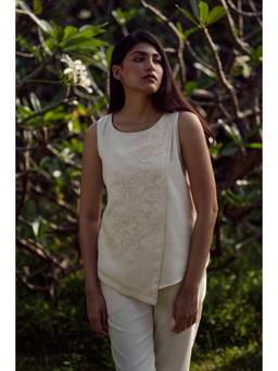 Kaveri - Off White Floral Shadows Angle Top