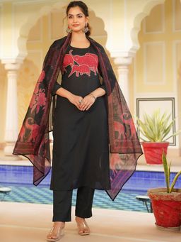 Vaamsi - Women Black Printed Kurta with Pant and Dupatta (Set of 3)