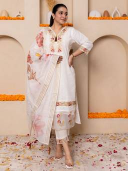 VredeVogel - White Silk Blend Embroidered Straight Kurta with Pant and Dupatta