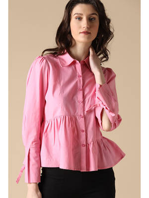 Fuschia crepe fitted shirt with button details