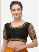 Black color option, Sold out, Currently selected