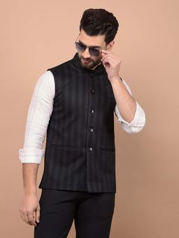 CRIMSOUNE CLUB - Men Black Vertical Stripes Waist Coat