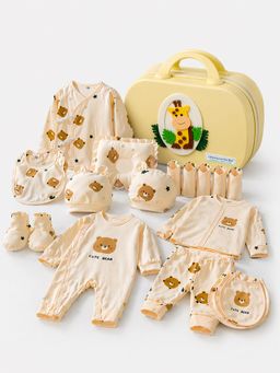 Little Surprise Box - 22 pcs Bear Hamper Newborn Boy/Girl Gift Set Giraffe Suitcase