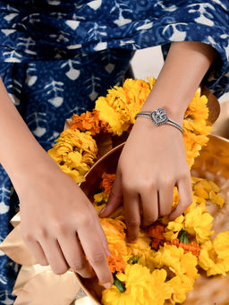 Voylla - Morni Avalyn Cuff