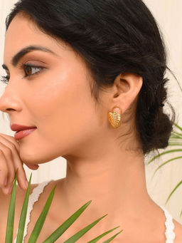 Voylla - Hawaii Mounted Mini Monstera Studs