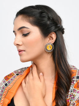 Voylla - Warli Dholida Earrings