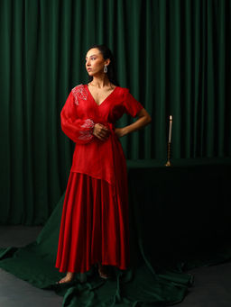 VANSHIKA AGARWAL LABEL - Red Sylva Gown With Jacket