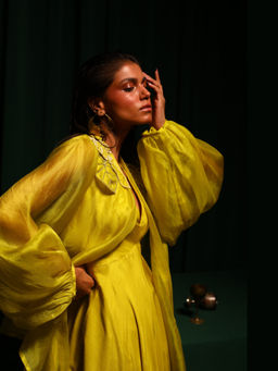 VANSHIKA AGARWAL LABEL - Yellow Zinnia Gown With Jacket