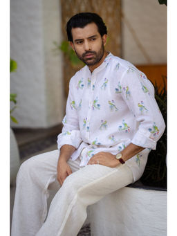 Zebein - Men Off White Mandarin Collar Linen Shirt