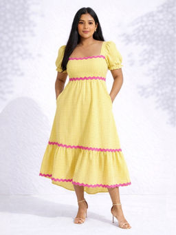 Backup Studio - Gingham Yellow Scallop Midi Dress