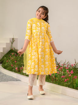 PSPeaches - Yellow Floral Kurta (Set of 3)