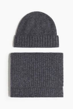 H&M - Men Grey 2-Piece Hat And Scarf Set In Merino Wool