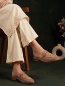 Beige color option, Currently selected