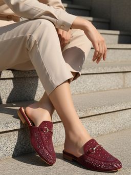 Carlton London - Womens Studded Faux Suede Mules with Metallic Bit Detail Maroon