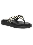 Black color option, Currently selected