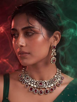 Auraa Trends - Ruby Red Kundan Bib Choker Set with Drop Earrings