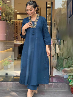 BLACK SCISSOR - Neck Line Embroidered Kurta with Pant (Set of 2)