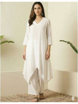 InWeave - White Pointed Style V Kurta with Pant