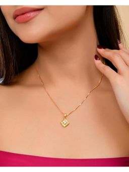 VOJ - Gold Plated Flower Shaped Ad Studded Pendant With Chain Necklace