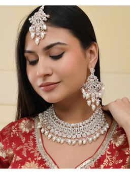 VOJ - Gold Plated Stone Studded Choker Jewellery Set With Maang Tikka