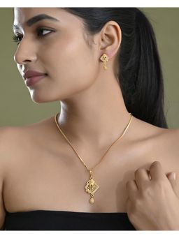 VOJ - Gold Plated Ad Stone Studded Geometrical Design Chain Set