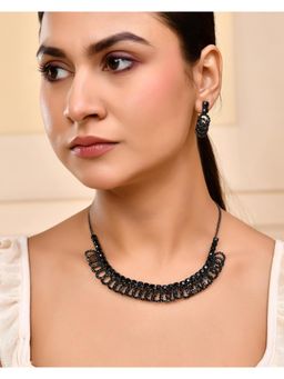 VOJ - Black Circular Stone Studded Jewellery Set