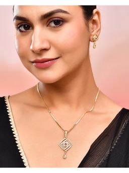 VOJ - Gold Plated Square Shaped Ad Stone Studded Chain Set