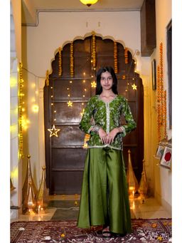 Misbis - Green Silk Embroidered Kurti With Palazzo