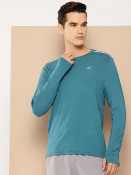 Alcis - Men Teal Solid Slim Fit T-Shirt