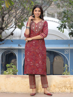 Jaipur Kurti - Women Maroon Printed Kurta With Pants (Set of 2)