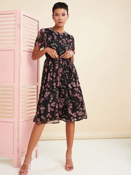 Styli - Black Short Sleeves Floral Print A-line Midi Dress