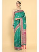 Green color option, Sold out, Currently selected