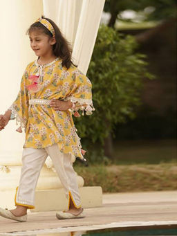 Fayon Kids - Yellow Printed Kaftan and Pant (Set of 2)