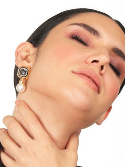 Isharya - Ocasio-Cortez Grey Crystal Earrings In 18K Gold Plated