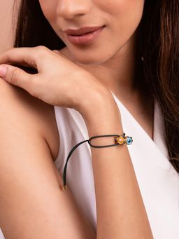 Isharya - Rainbow Wheel Charm