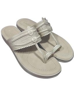 LAZERA SHOES - Gold Effortless Ethnic Kolhapuri Slip-On One Toe Kolhapuris