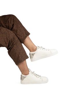 RETTROSE - The Lexi White Luxury Embellished Trainer