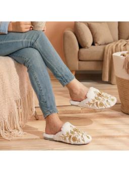 RETTROSE - The Annie Cream Luxury Fluffy Embellished Slippers
