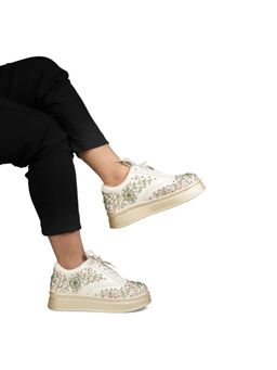 RETTROSE - The Elysia Luxury Enchanted Vine White Embellished Trainer