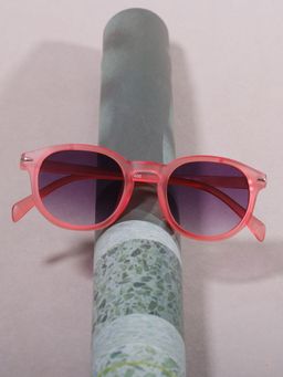 DukieKooky - Unisex Red & Black Uv Protected Round Sunglasses -DKSG550C (4-7 Years)