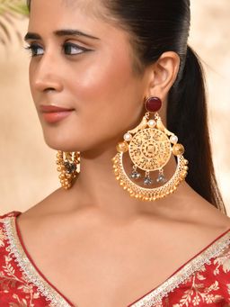 Silvermerc Designs - Gold-Toned Pearls and Circular Classic Drop Earrings