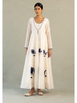 Charkhee - Ivory Edit Long Kurta and Pant Set