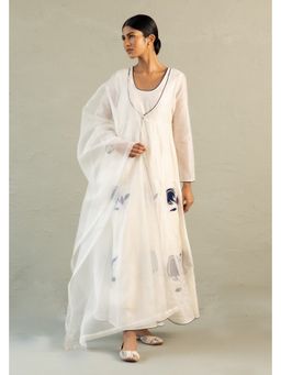 Charkhee - Ivory Edit Long Kurta with Pant and Dupatta Set