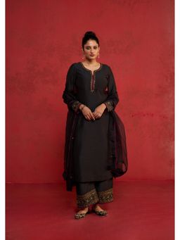 Rhua India - Kriya Gulnaar Kurta Set with Dupatta