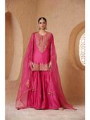 Pink color option, Sold out, Currently selected
