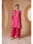 Pink color option, Sold out, Currently selected