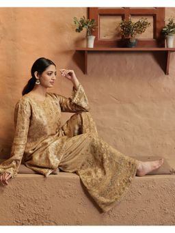 SURKH SYAHI - Kanak Gold Short Kurta with Palazzos