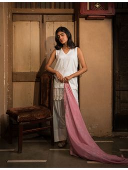 SAAYA THE LABEL - Tara White Kurta with Salwar and Dupatta
